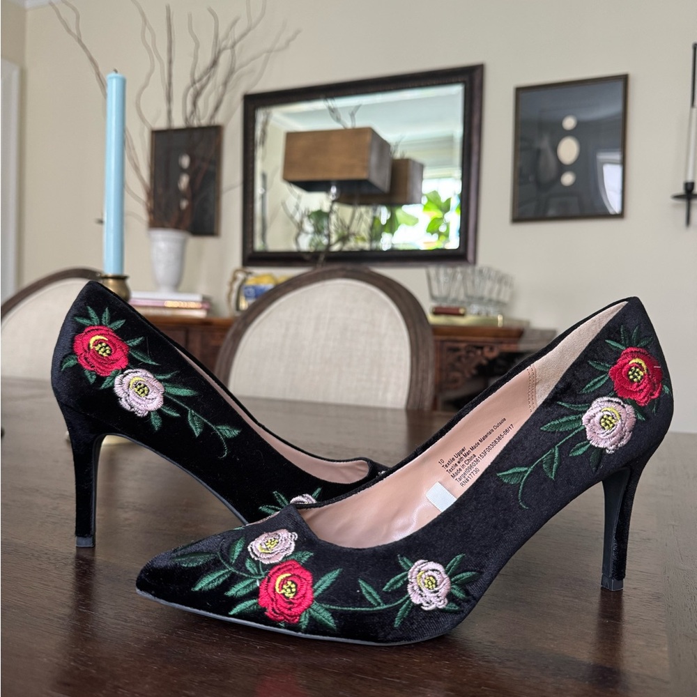 Velvet Floral Embroidered Black Heels